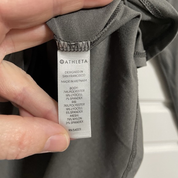 Athleta Mesh Back T-Shirt Women's M Gray Long Sleeve Activewear Yoga Running Top - Picture 4 of 8